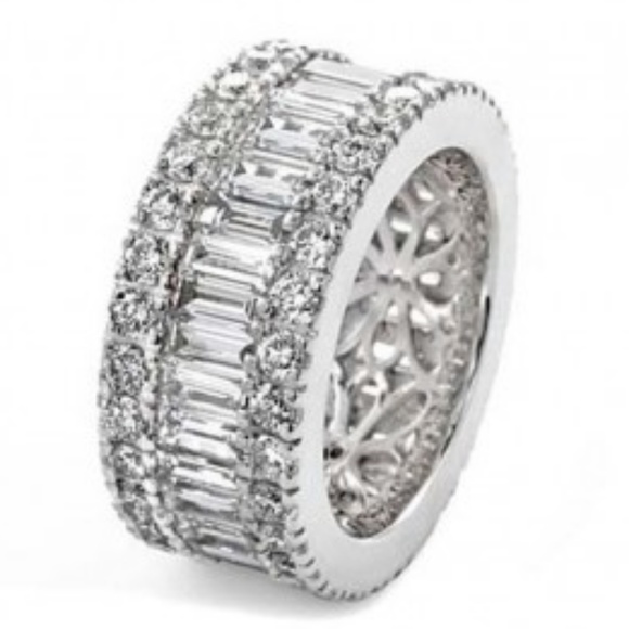 Jewelry - NWT 18K Gold Plated Eternity Band Sz 6